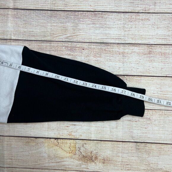 Hollister Gray Black White Colorblock Crop Sweatshirt Mock Neck Womens Small - Picture 3 of 10